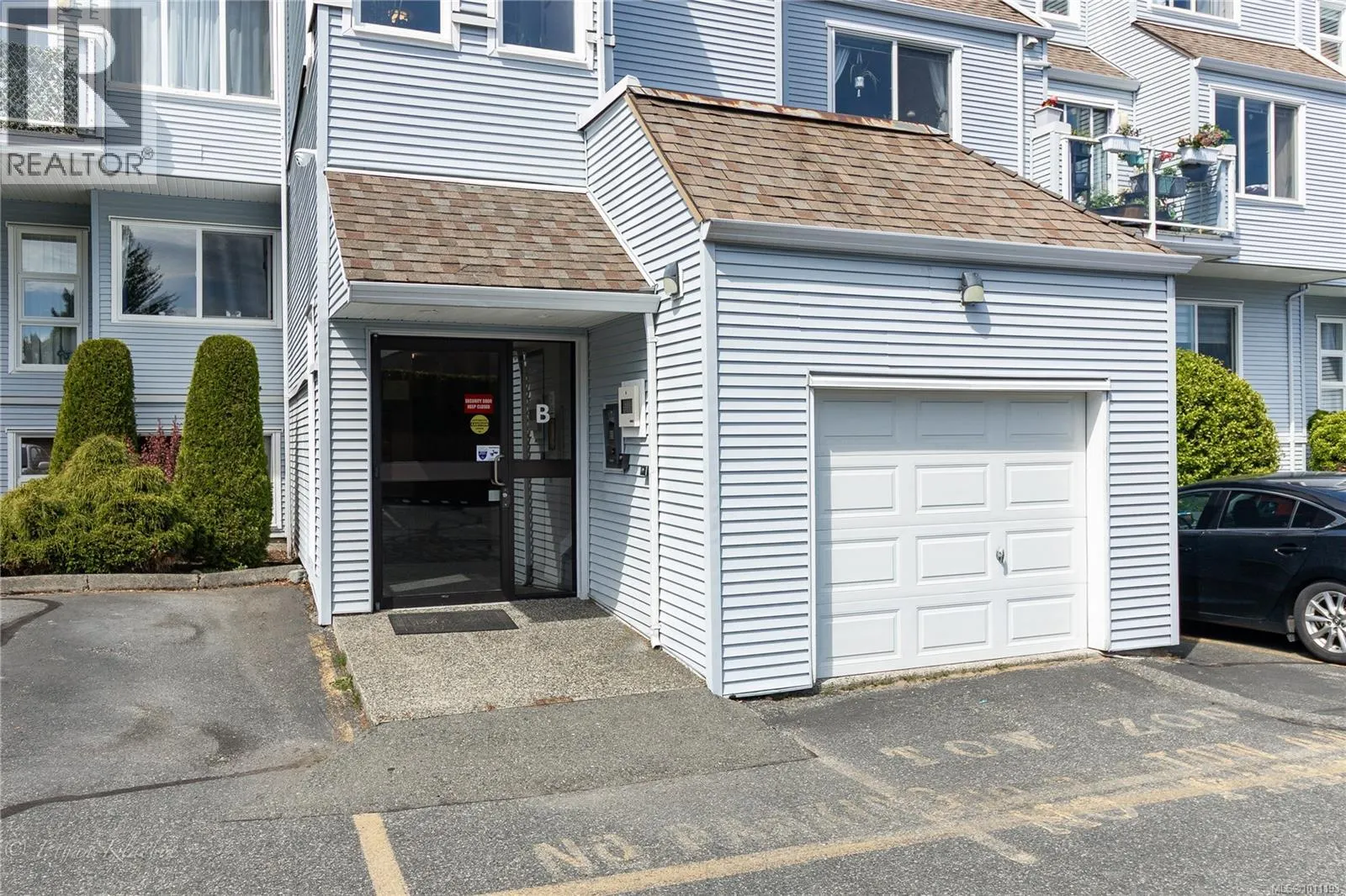 216B 6231 Blueback Rd