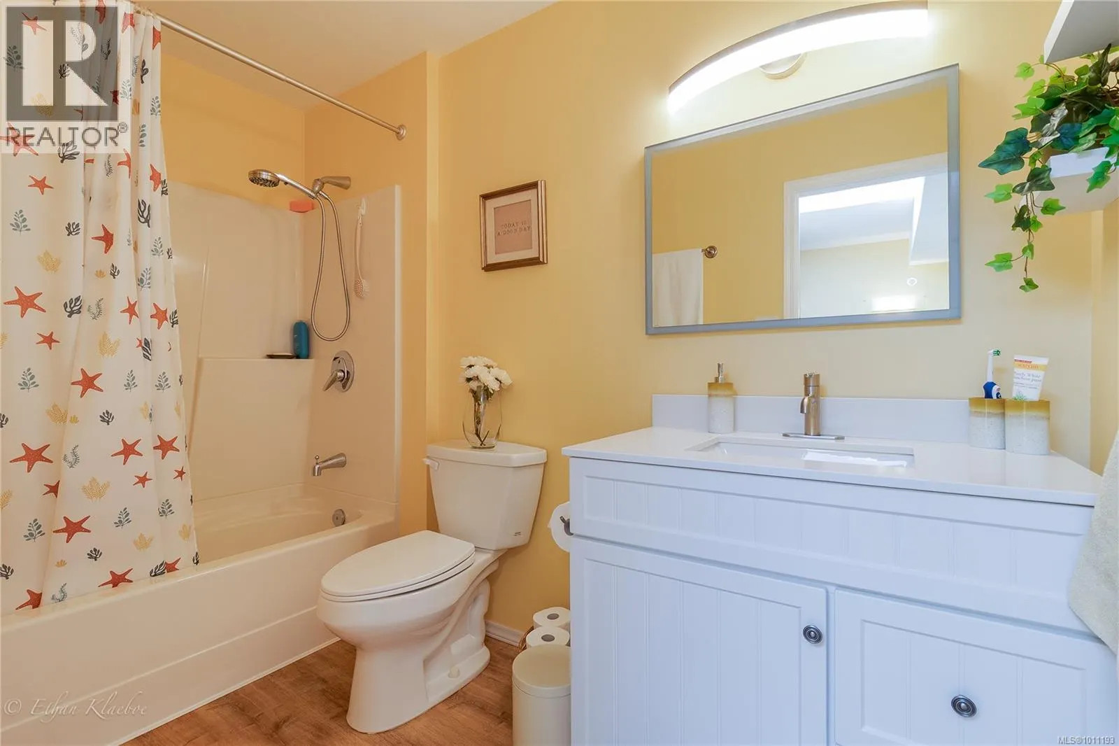 216B 6231 Blueback Rd