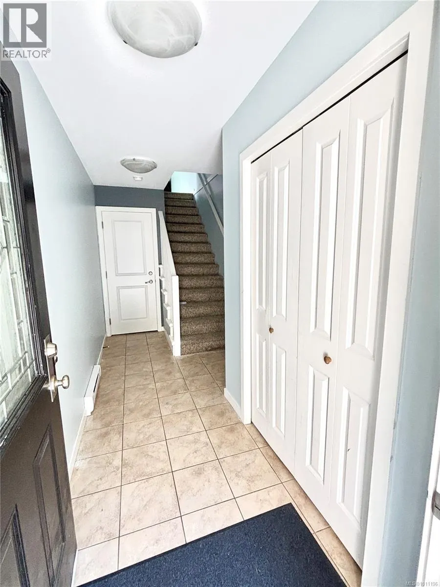 101 2710 Peatt Rd