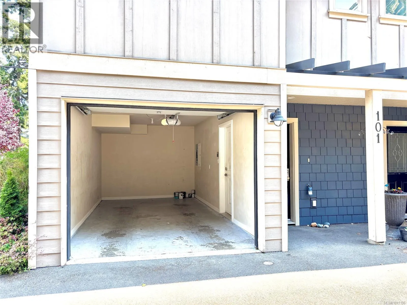 101 2710 Peatt Rd