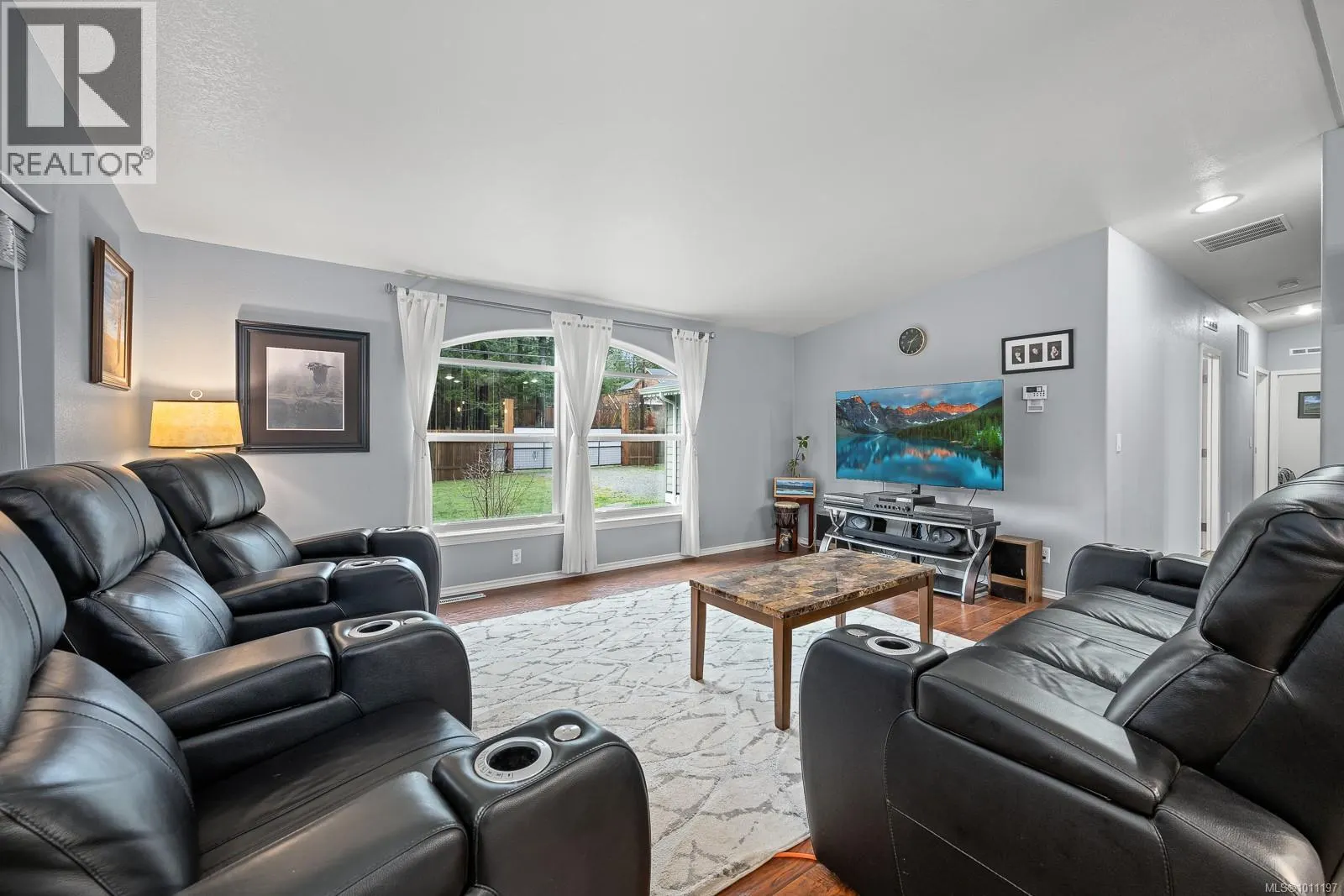 1888 BATES Rd