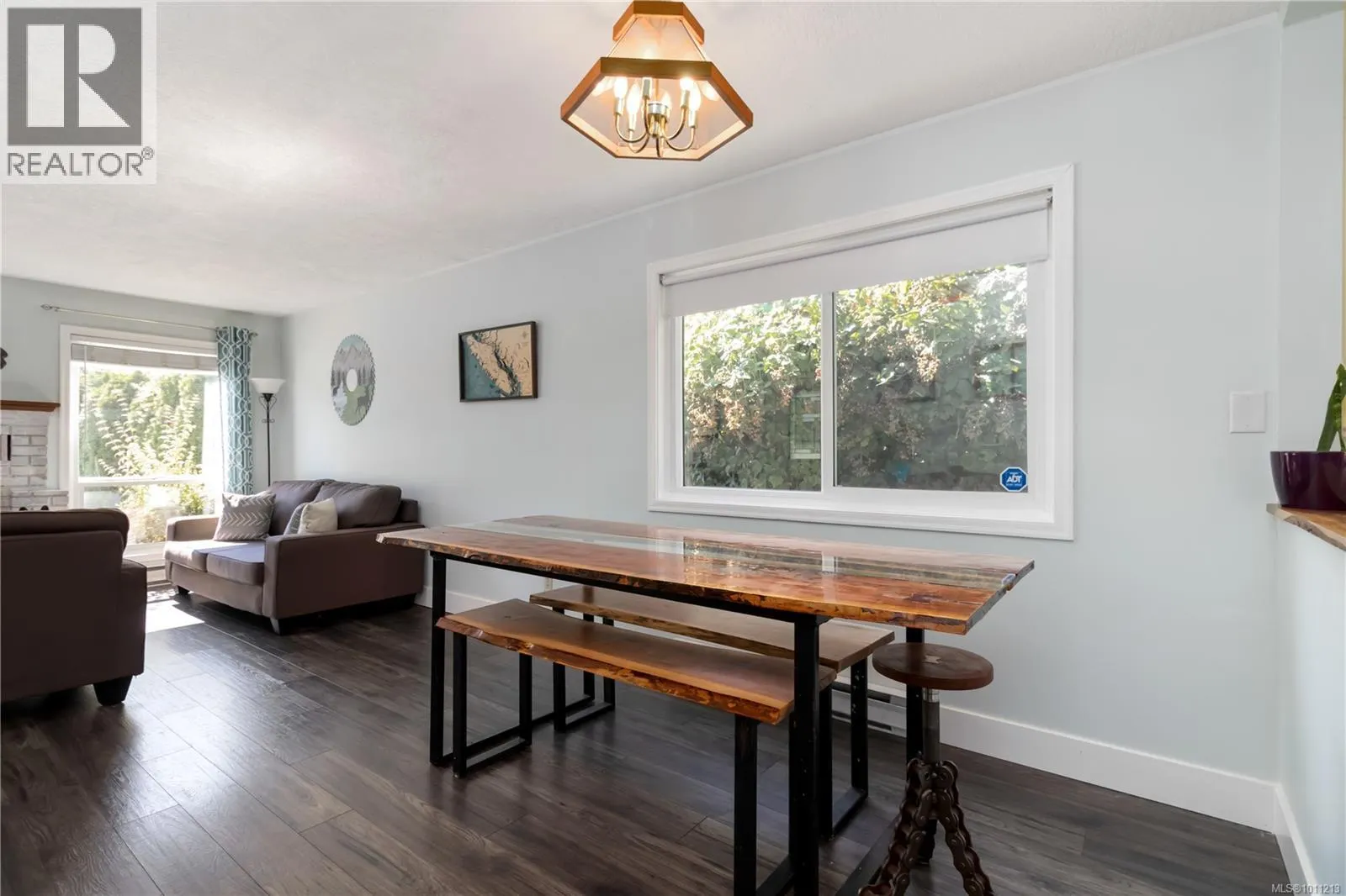 3264 Southglen Dr