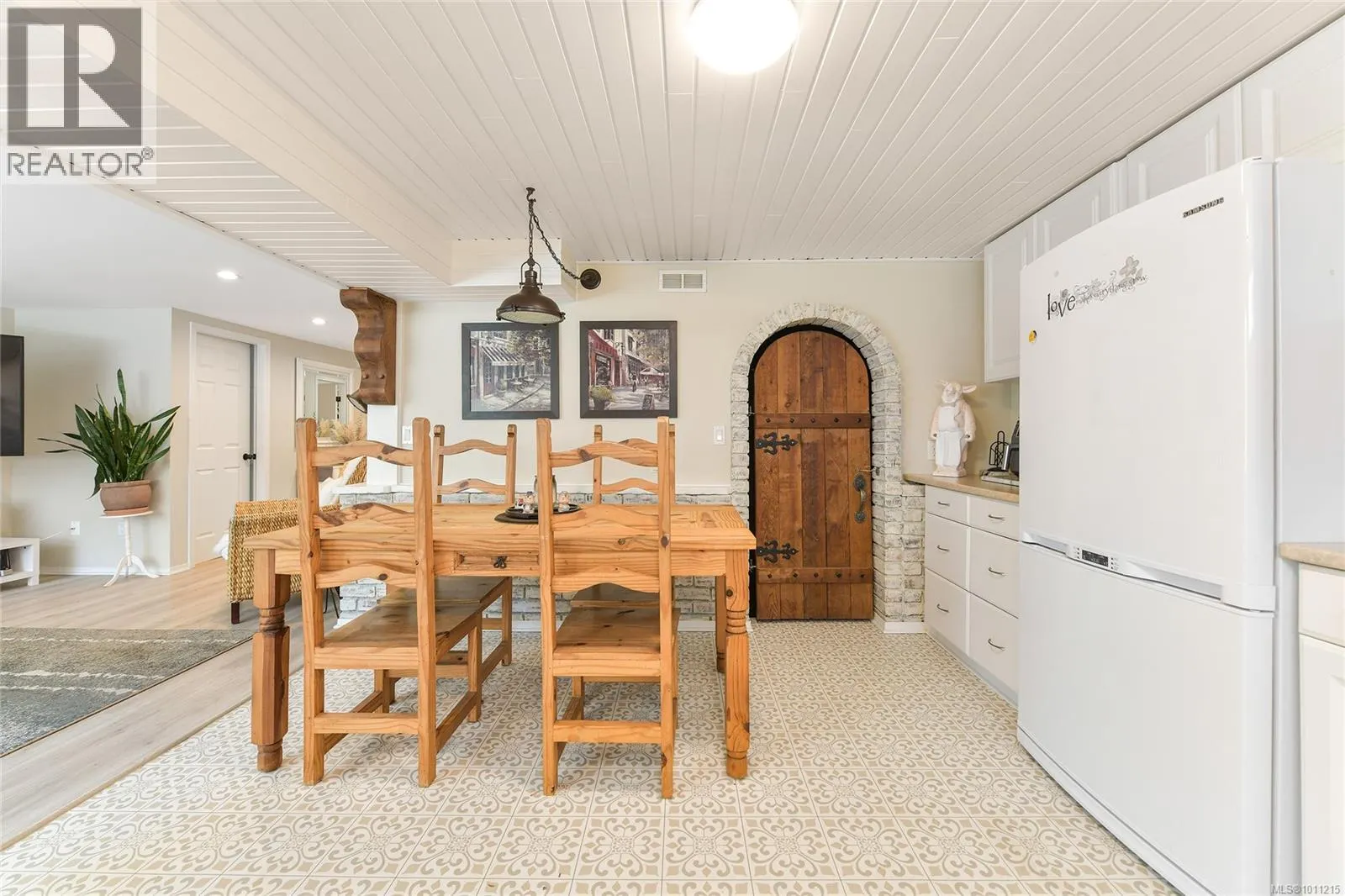 2582 RAINVILLE Rd