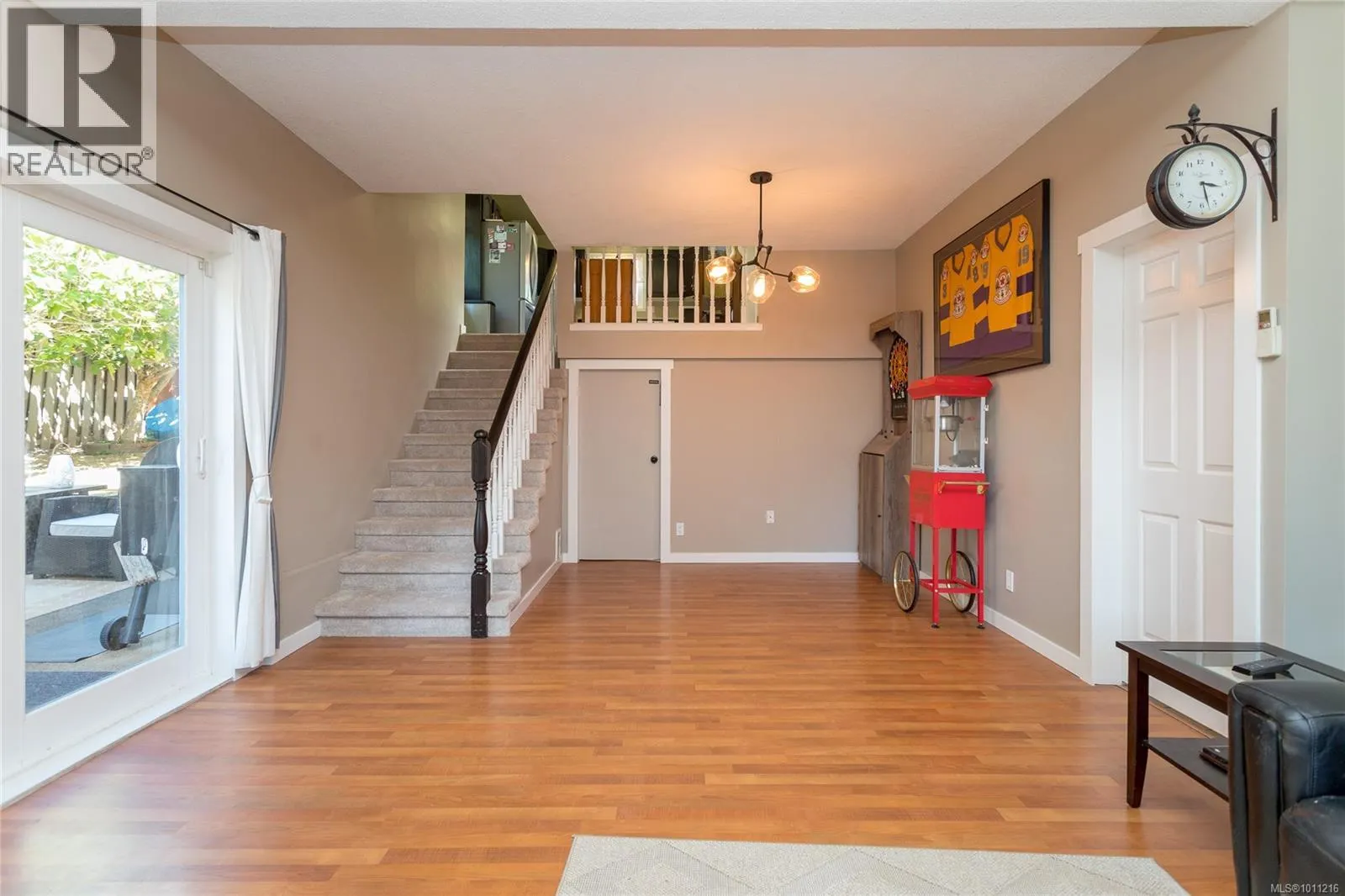 778 Cameo St