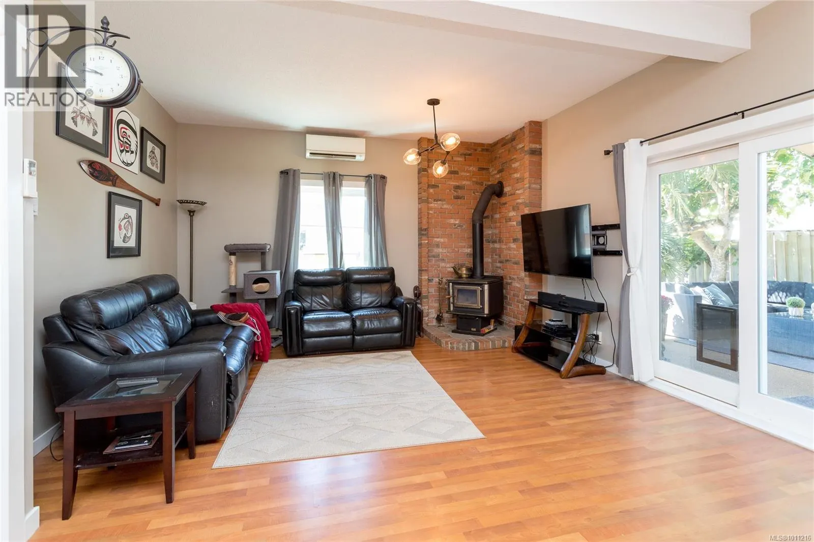 778 Cameo St