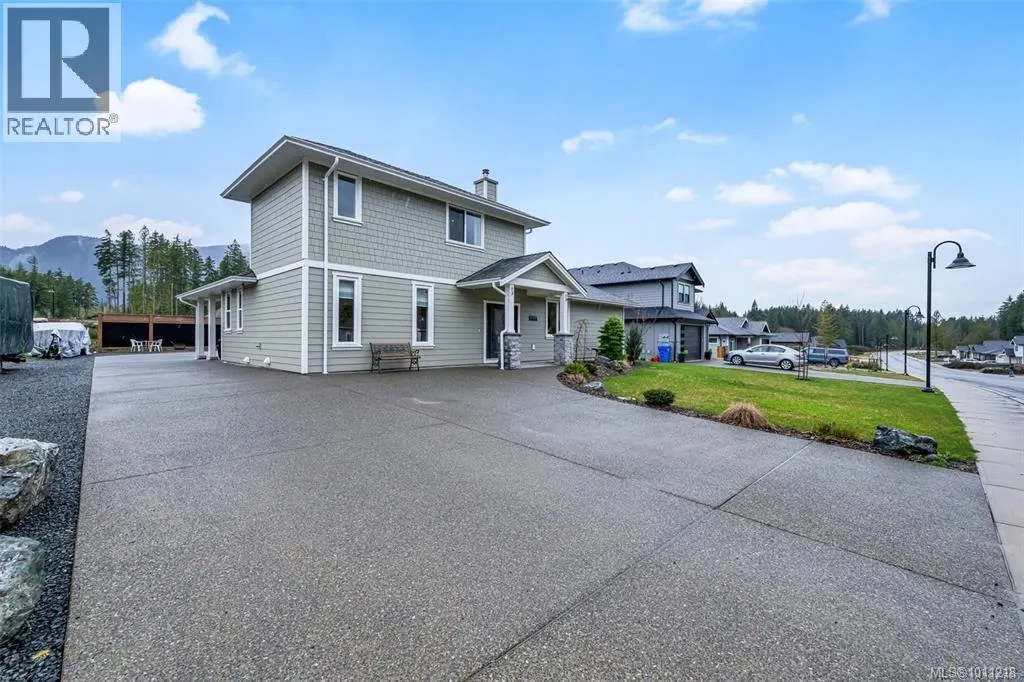 168 Edgewood Dr