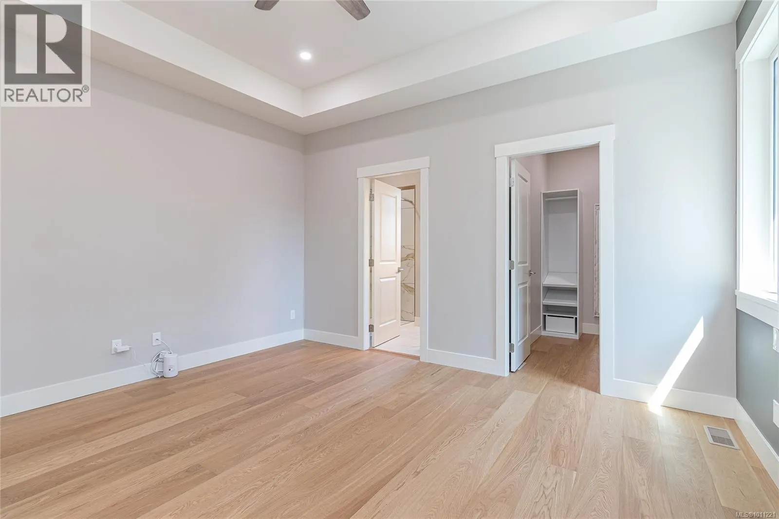 317 Pioneer Cres