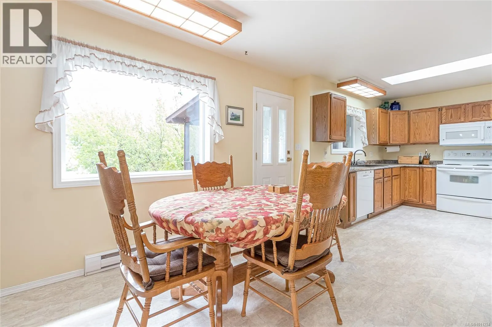 3220 Moorfield Rd