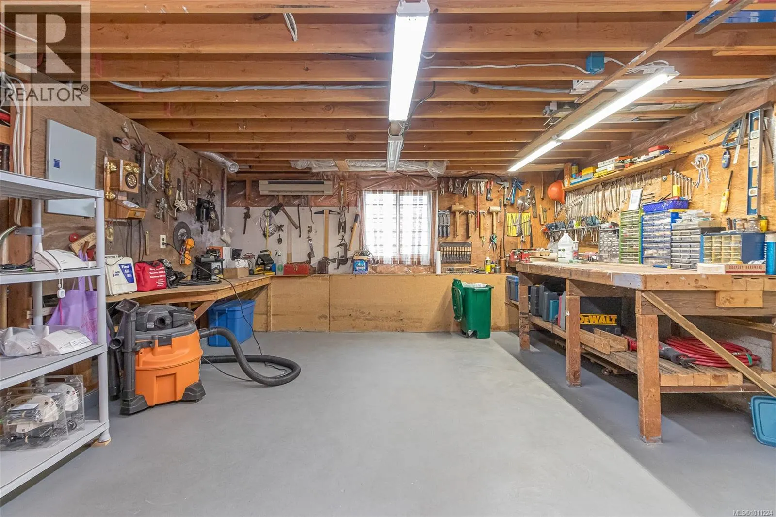 3220 Moorfield Rd