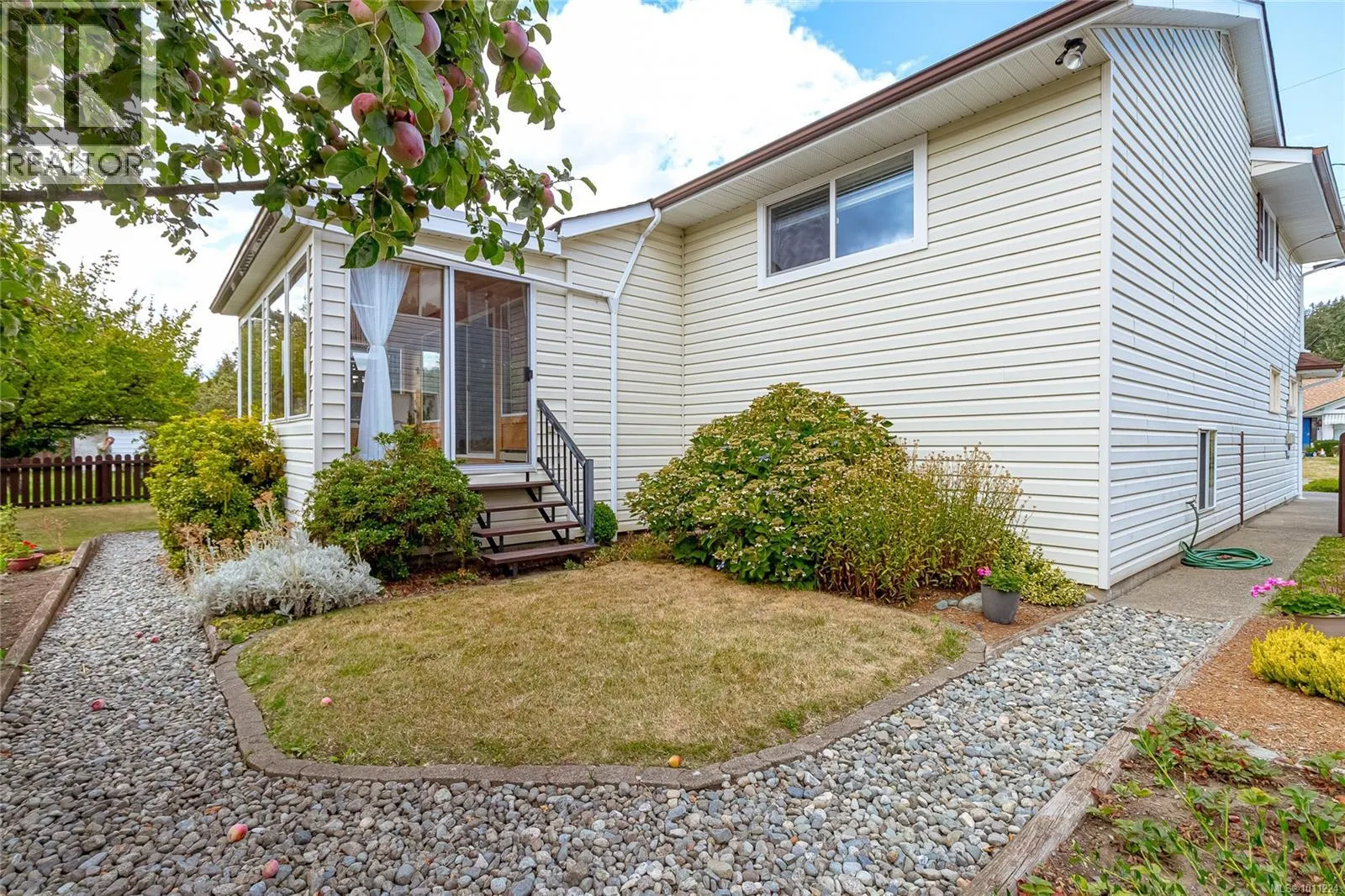 3220 Moorfield Rd