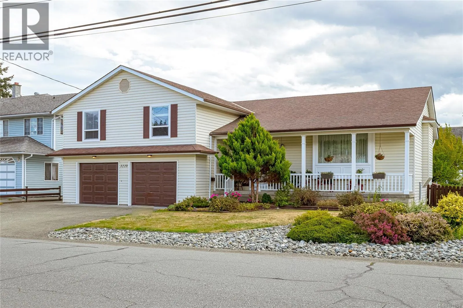 3220 Moorfield Rd