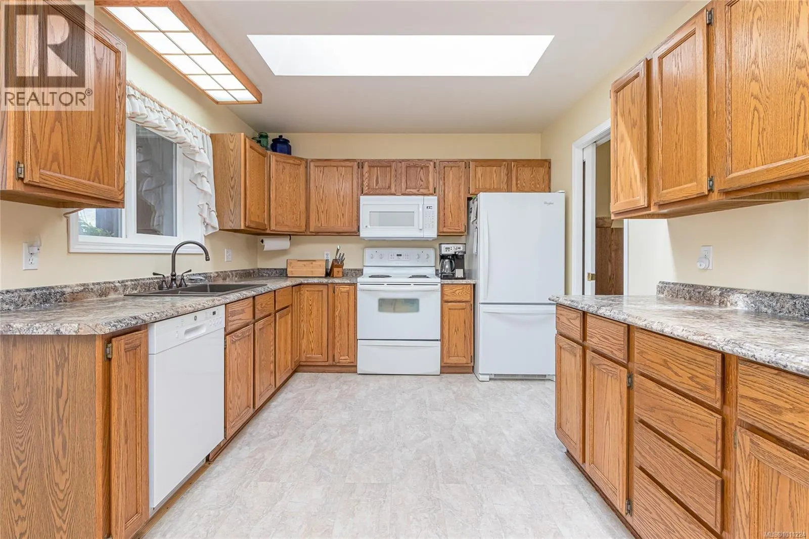 3220 Moorfield Rd