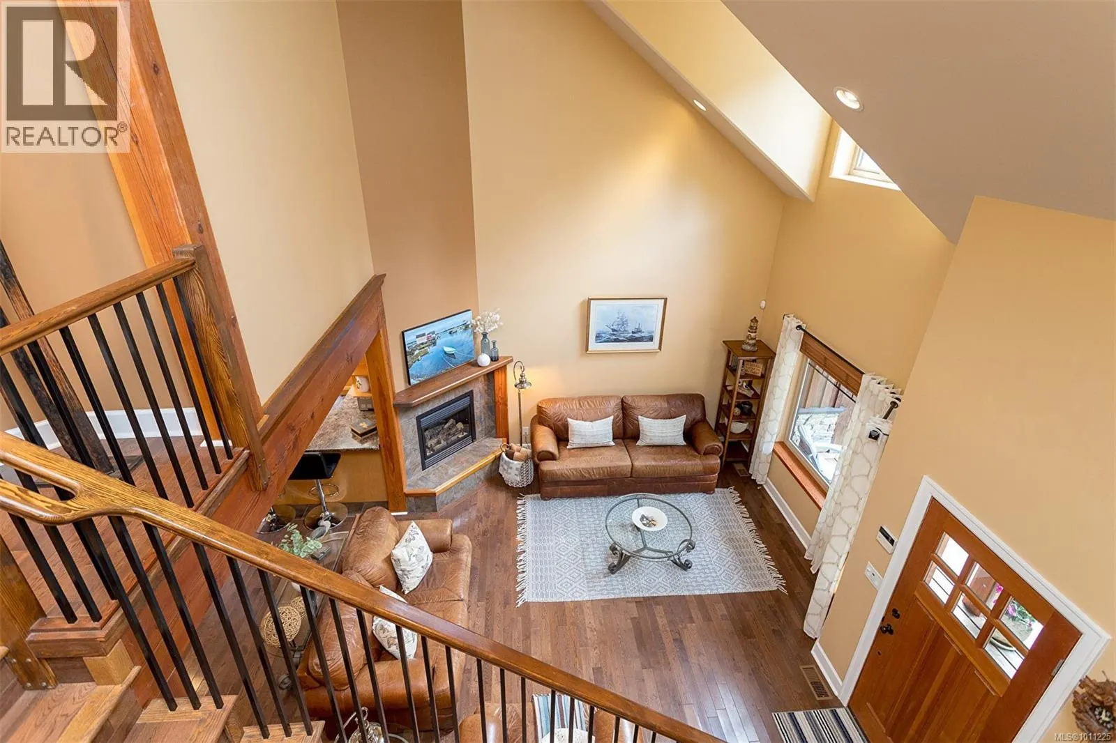 1633 Cole Rd
