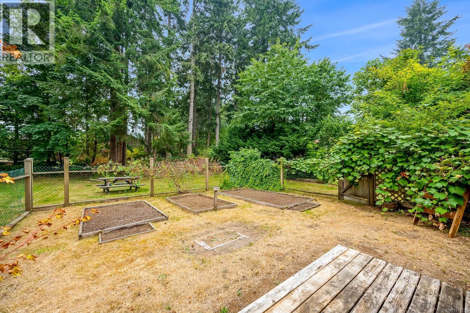 2103 Saratoga Rd