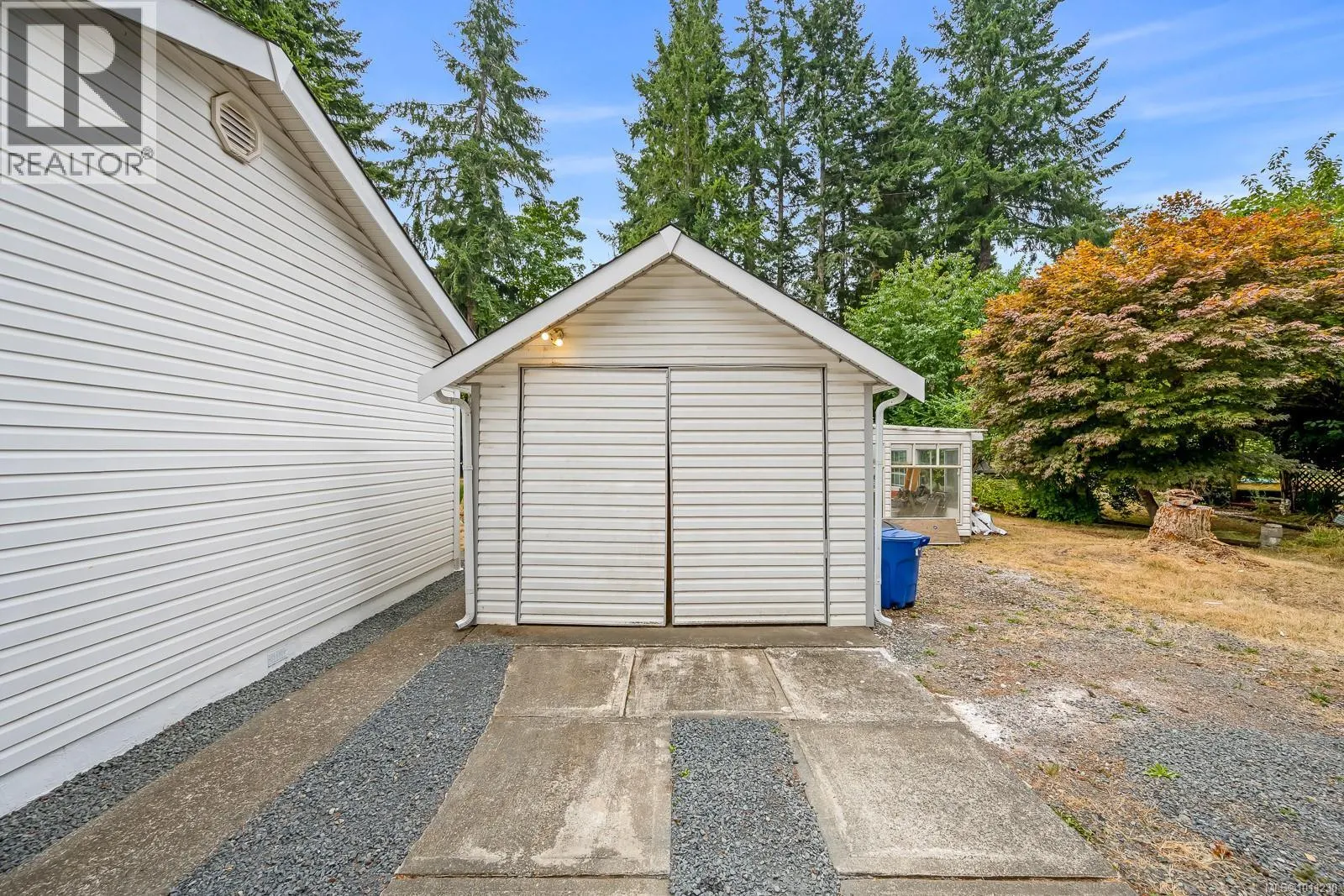 2103 Saratoga Rd