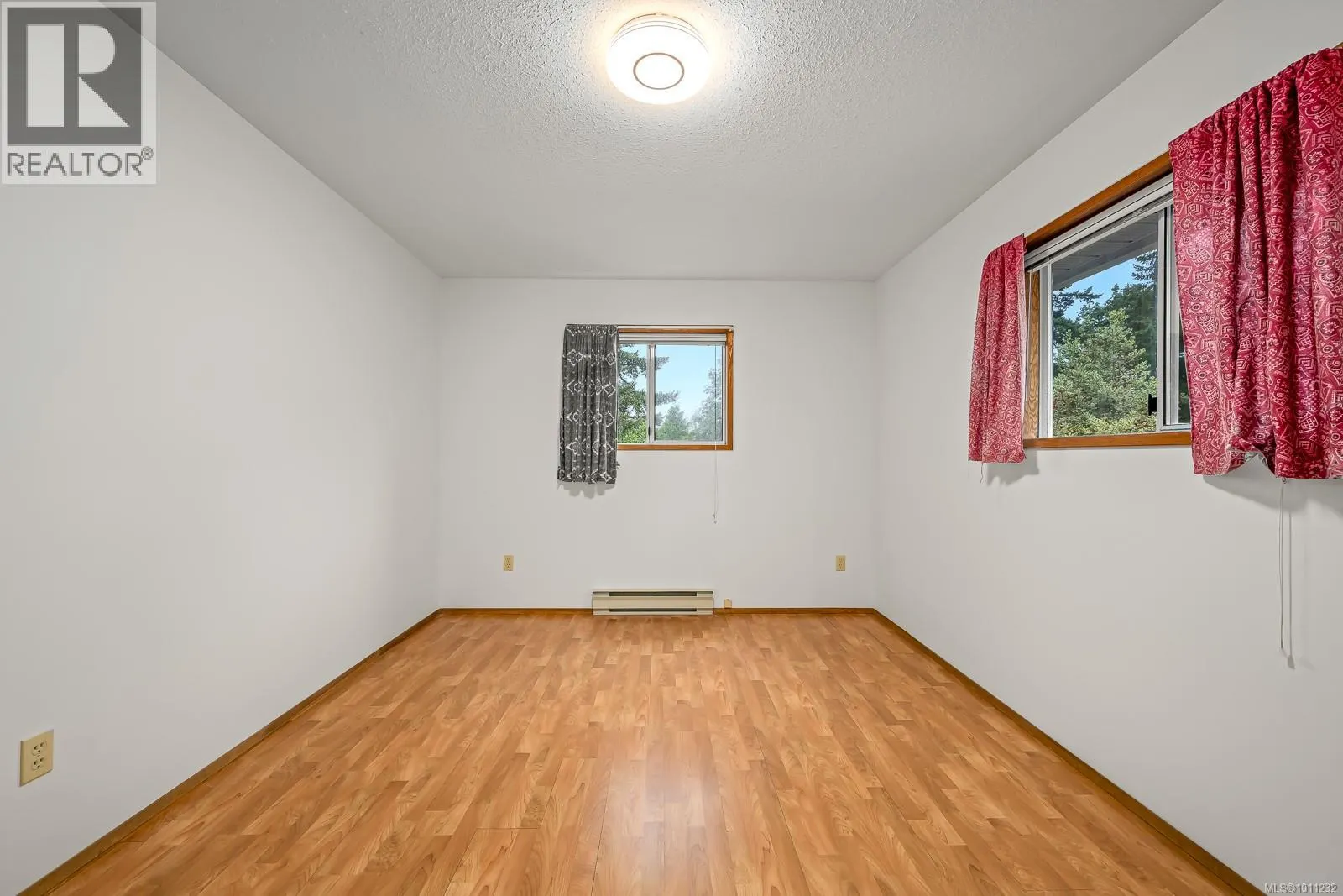 2105 Pemberton Pl