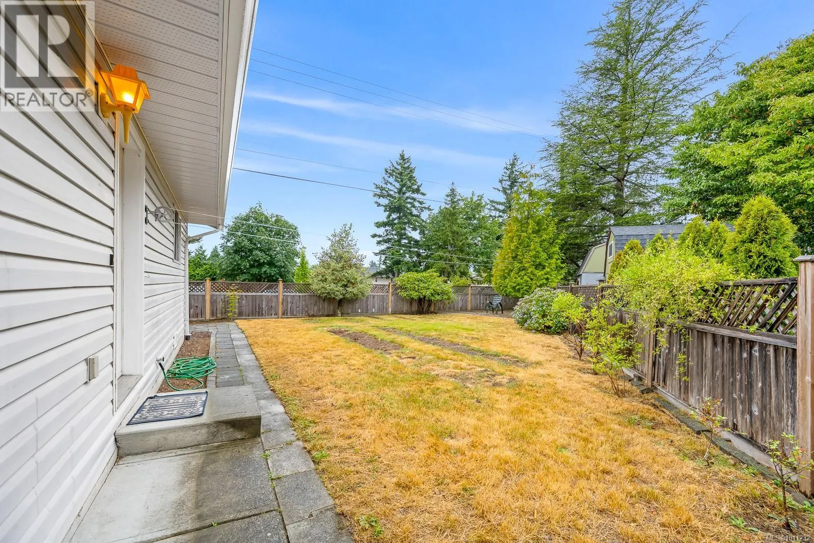 2105 Pemberton Pl
