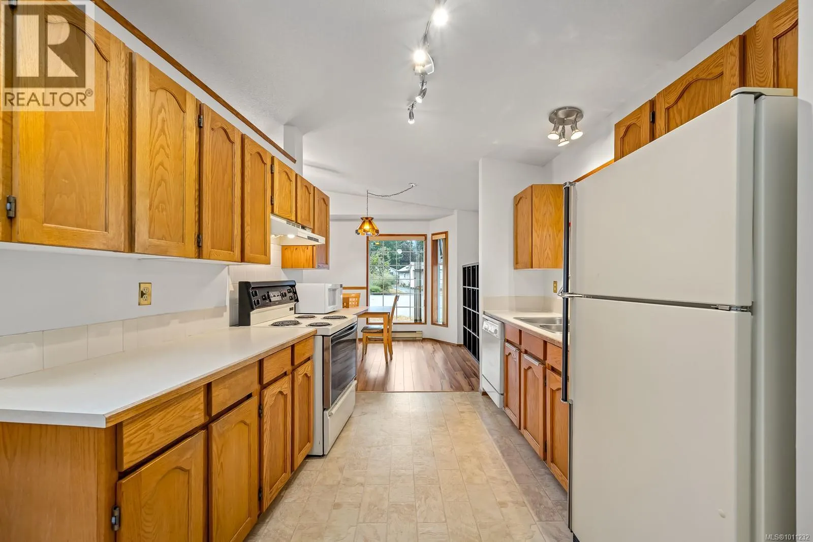 2105 Pemberton Pl