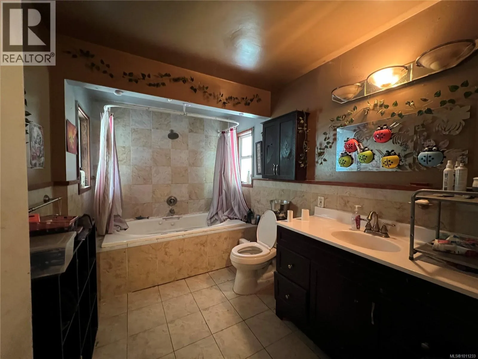 619 Keno Cres