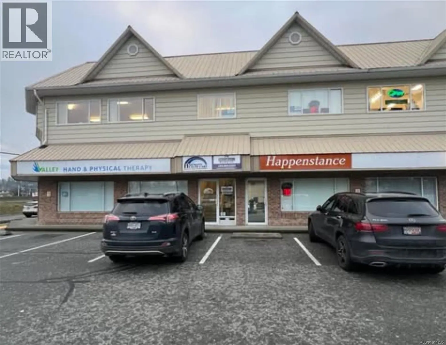 2B 2753 Charlotte Rd