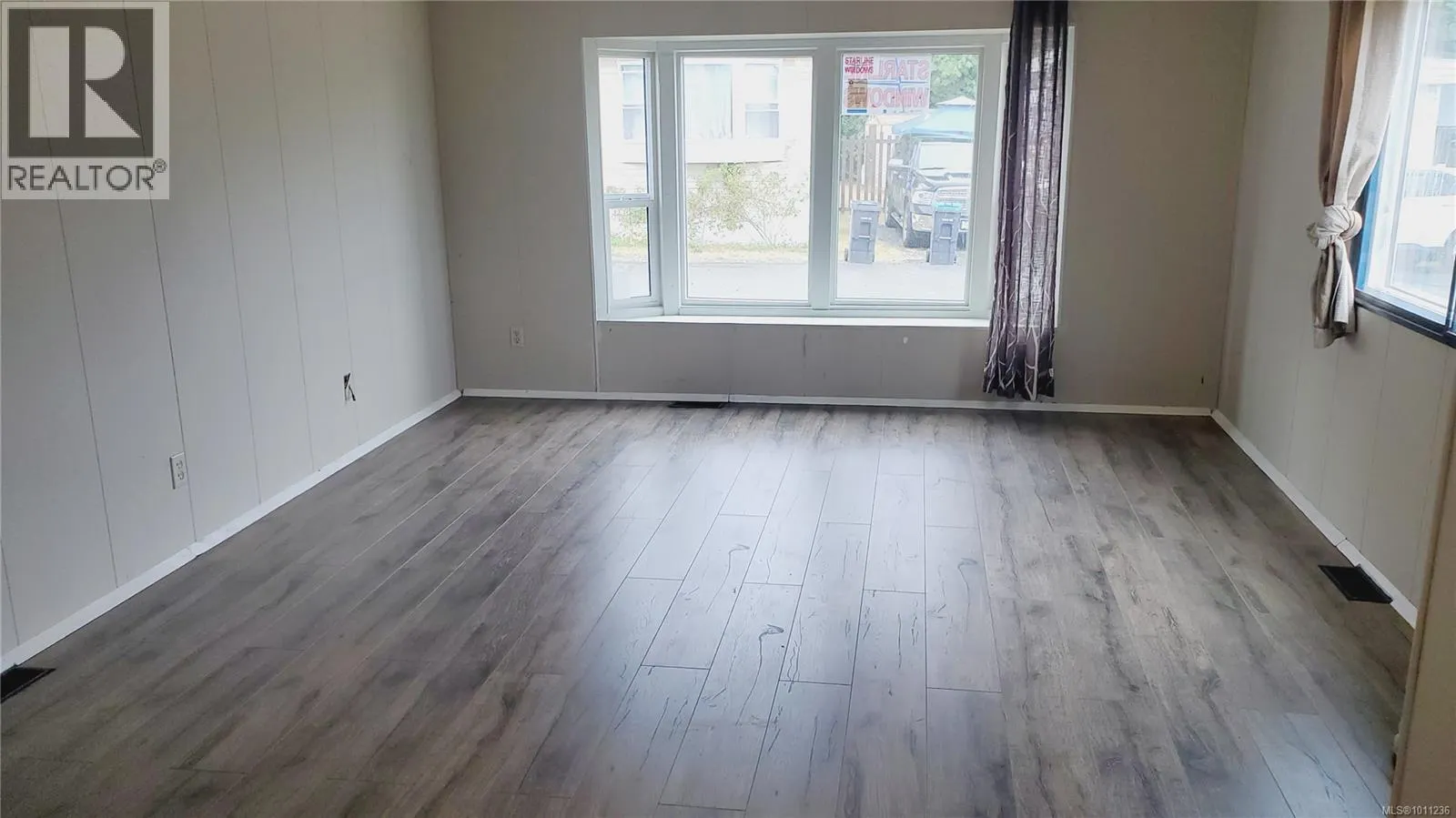 48 1714 Alberni Hwy