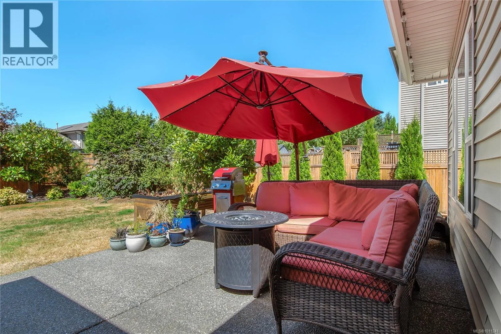 2550 Hebrides Cres