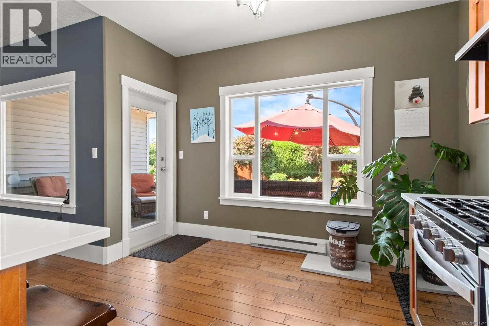 2550 Hebrides Cres