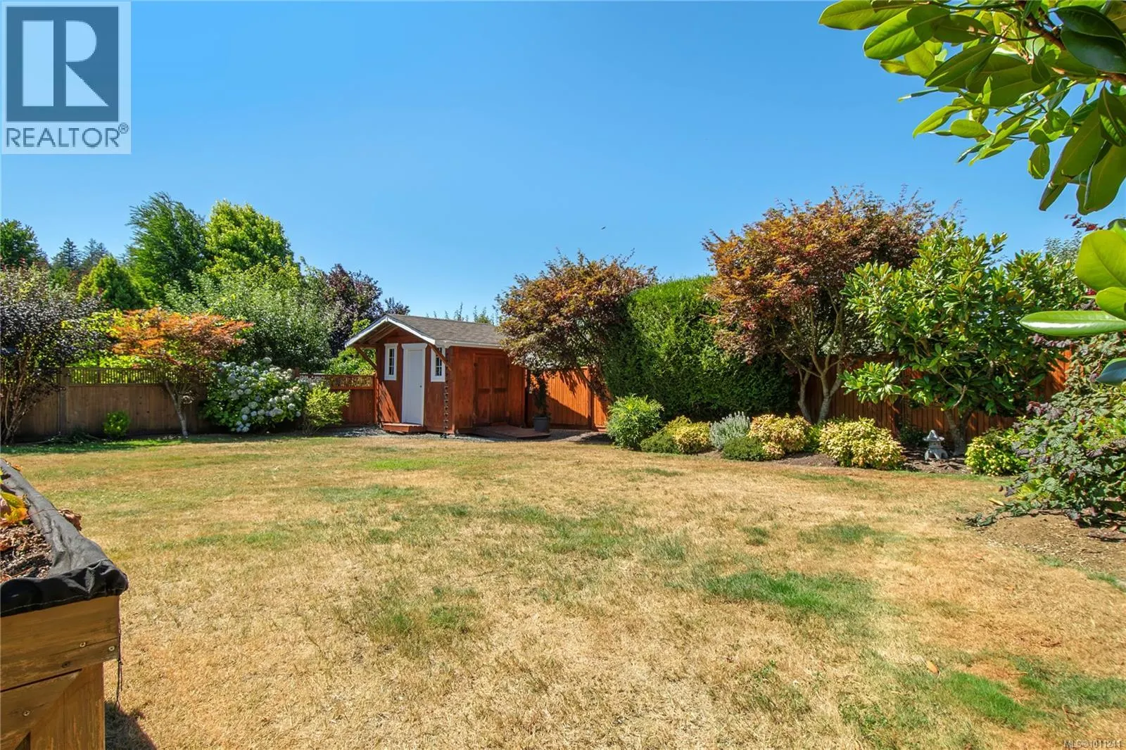 2550 Hebrides Cres