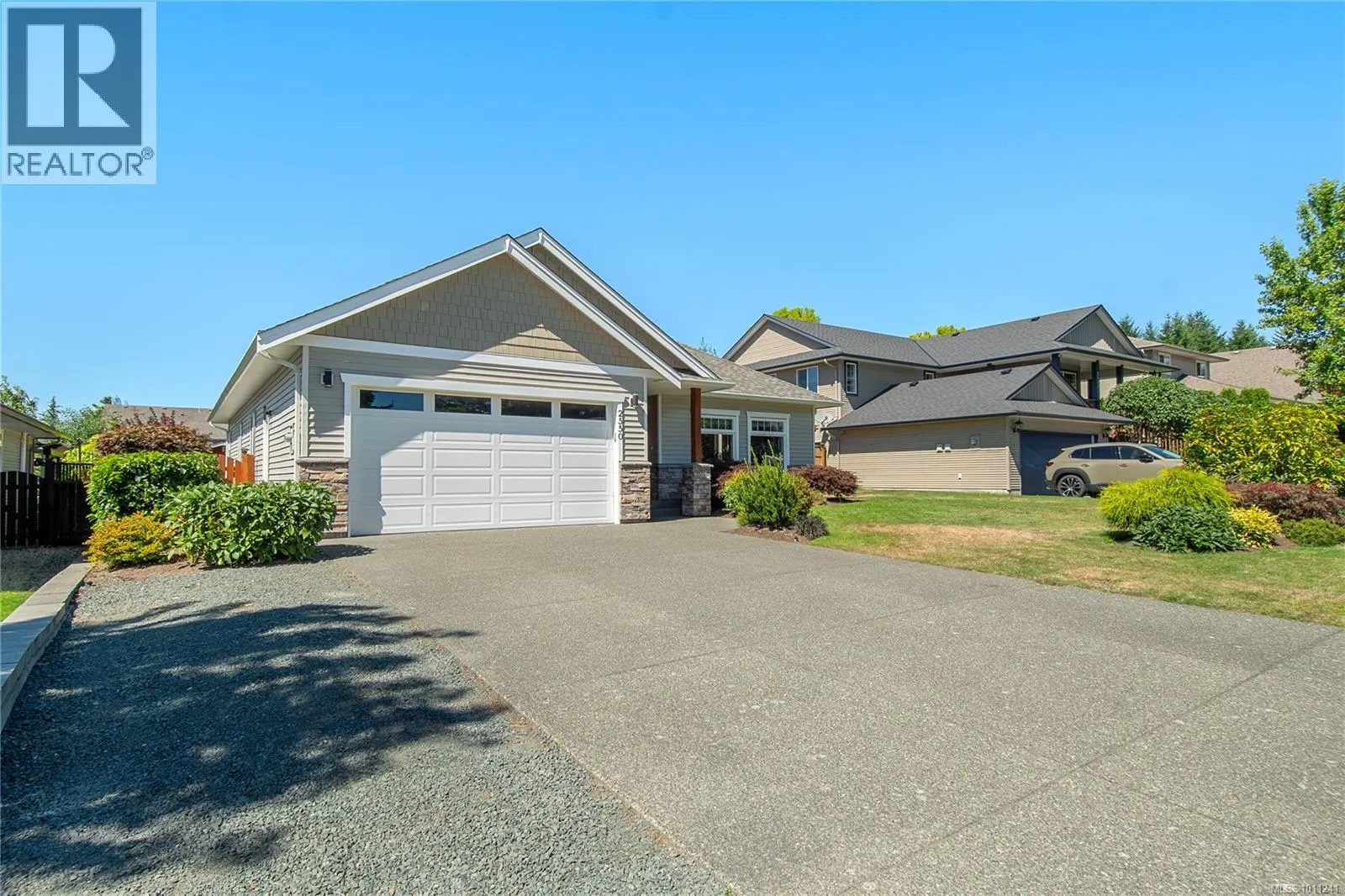 2550 Hebrides Cres