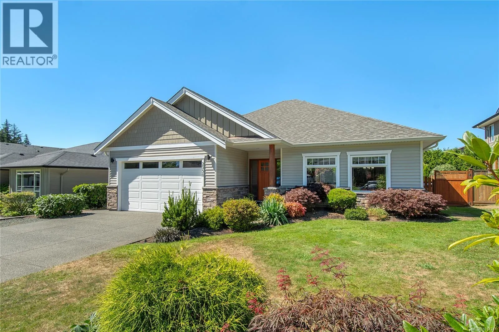 2550 Hebrides Cres