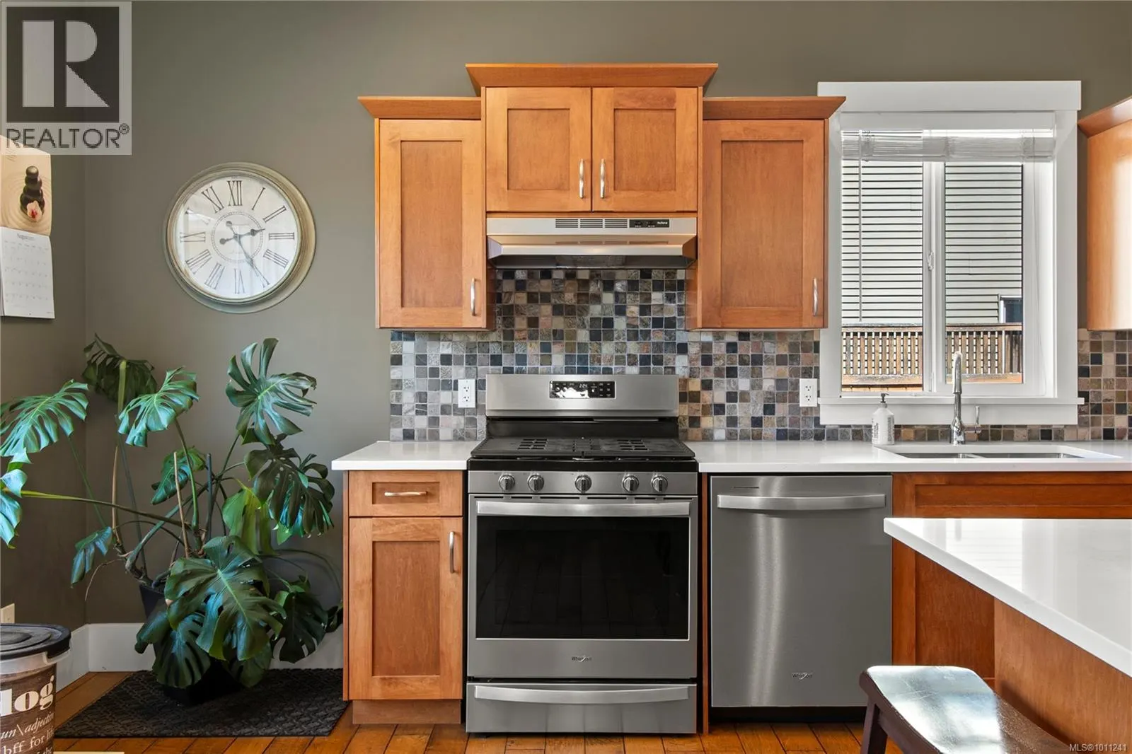 2550 Hebrides Cres