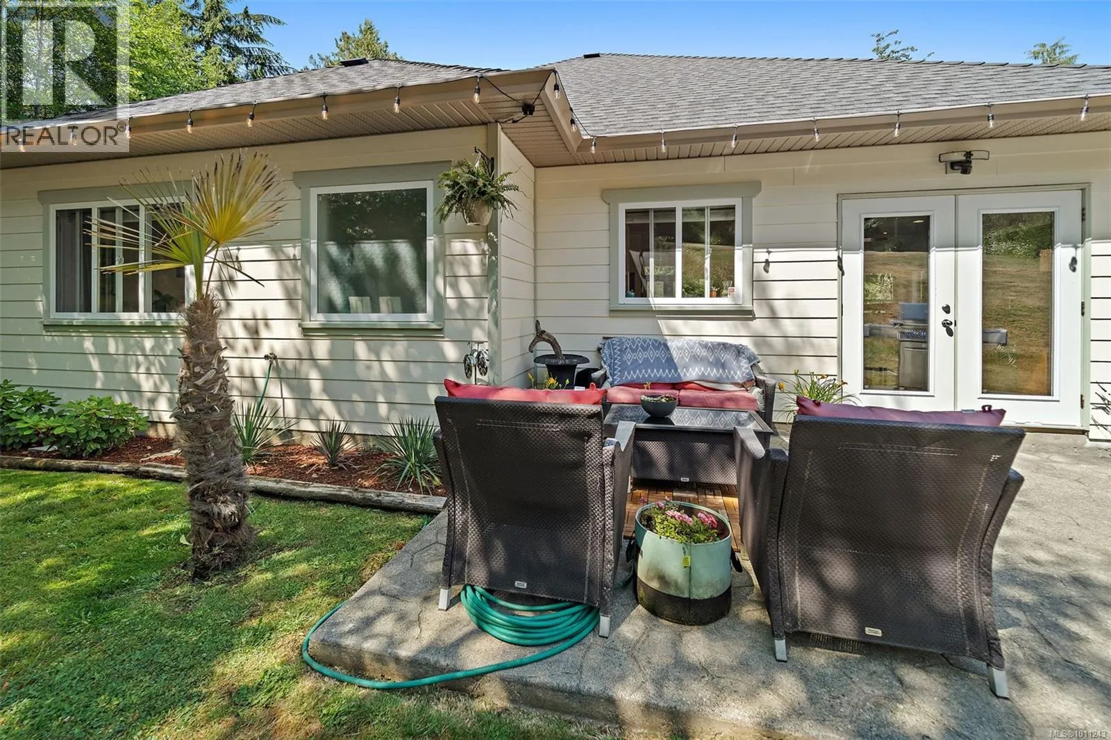 2877 Patricia Marie Pl