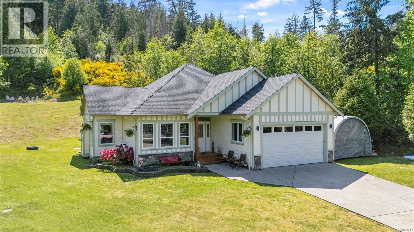 2877 Patricia Marie Pl