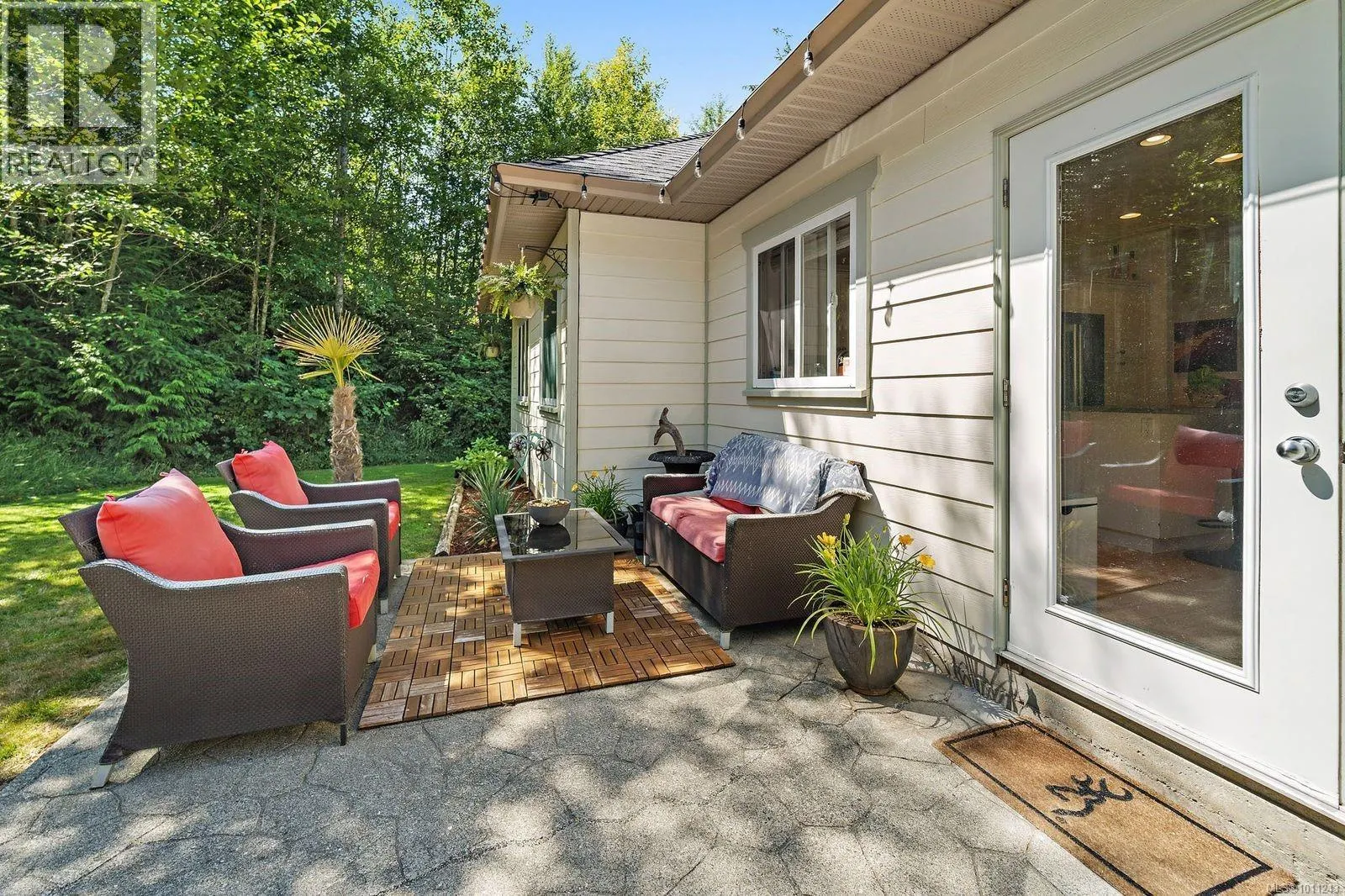 2877 Patricia Marie Pl