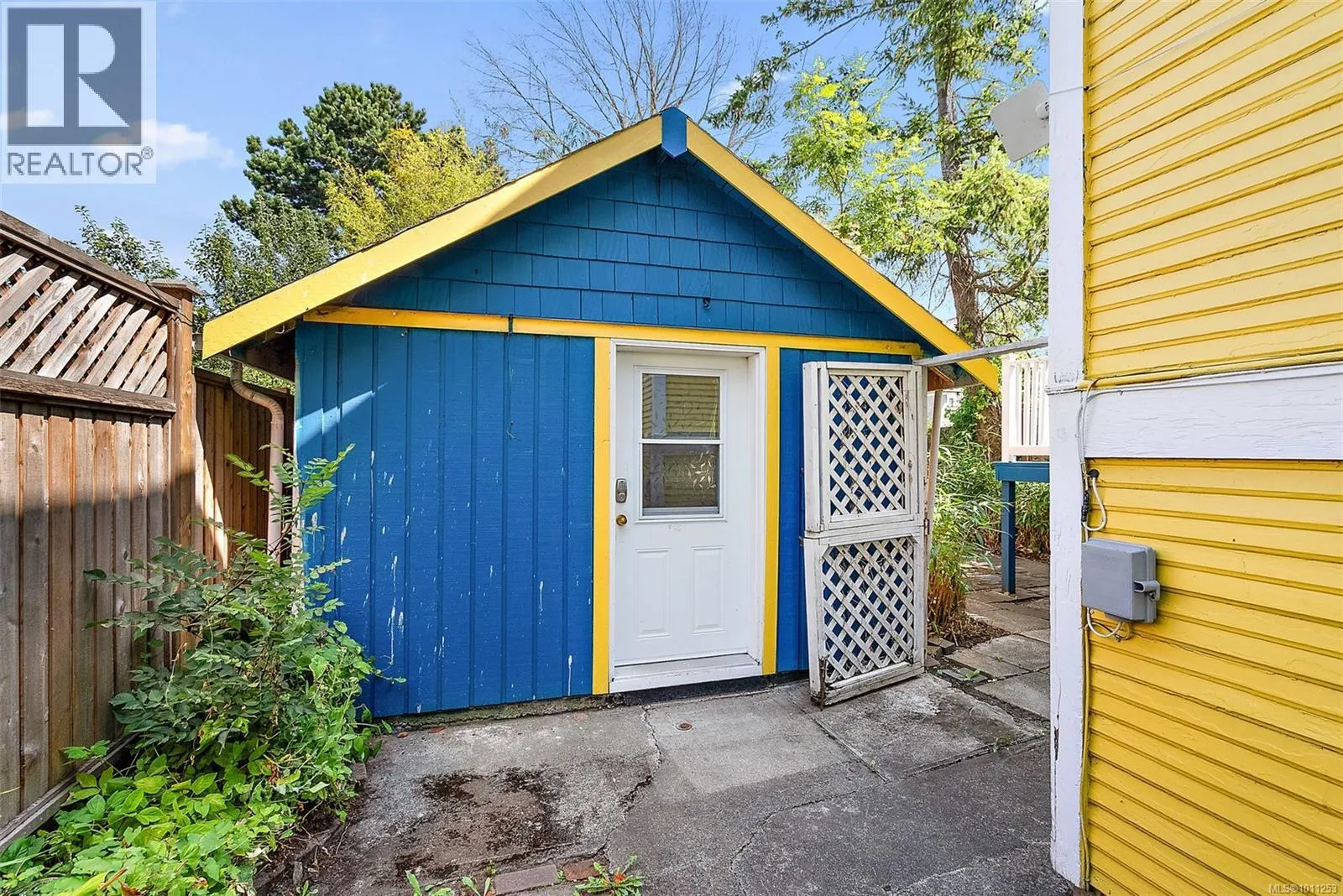 146 Simcoe St