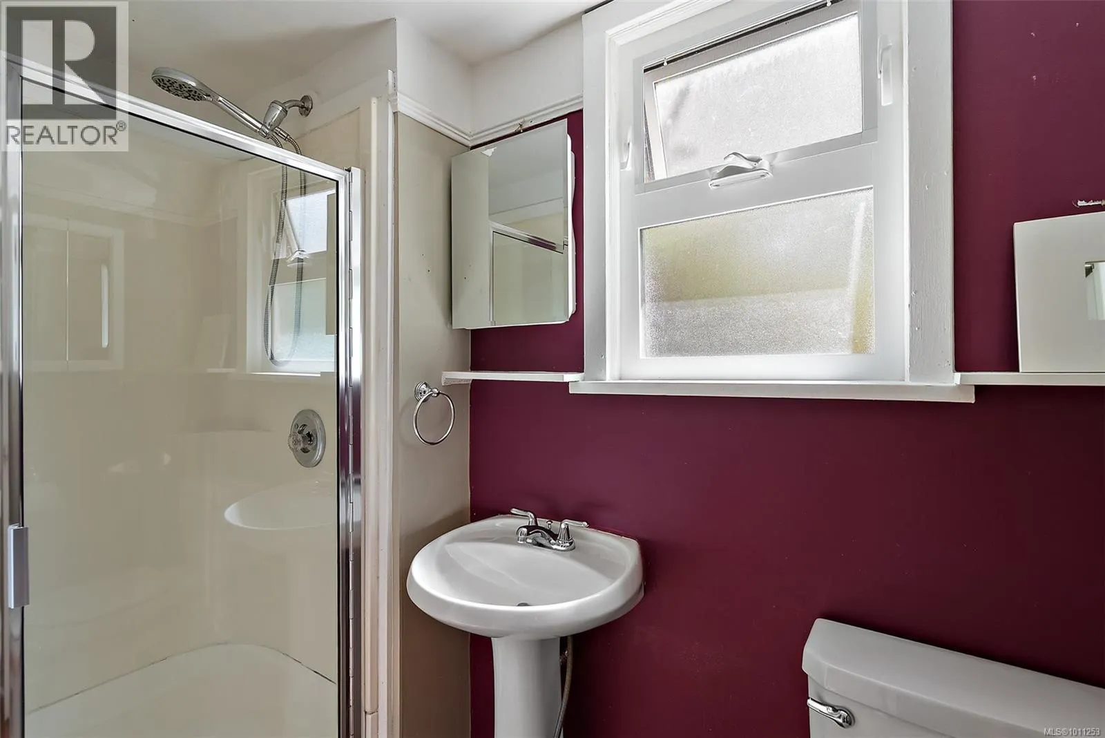 146 Simcoe St
