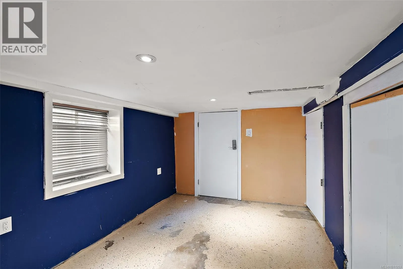146 Simcoe St