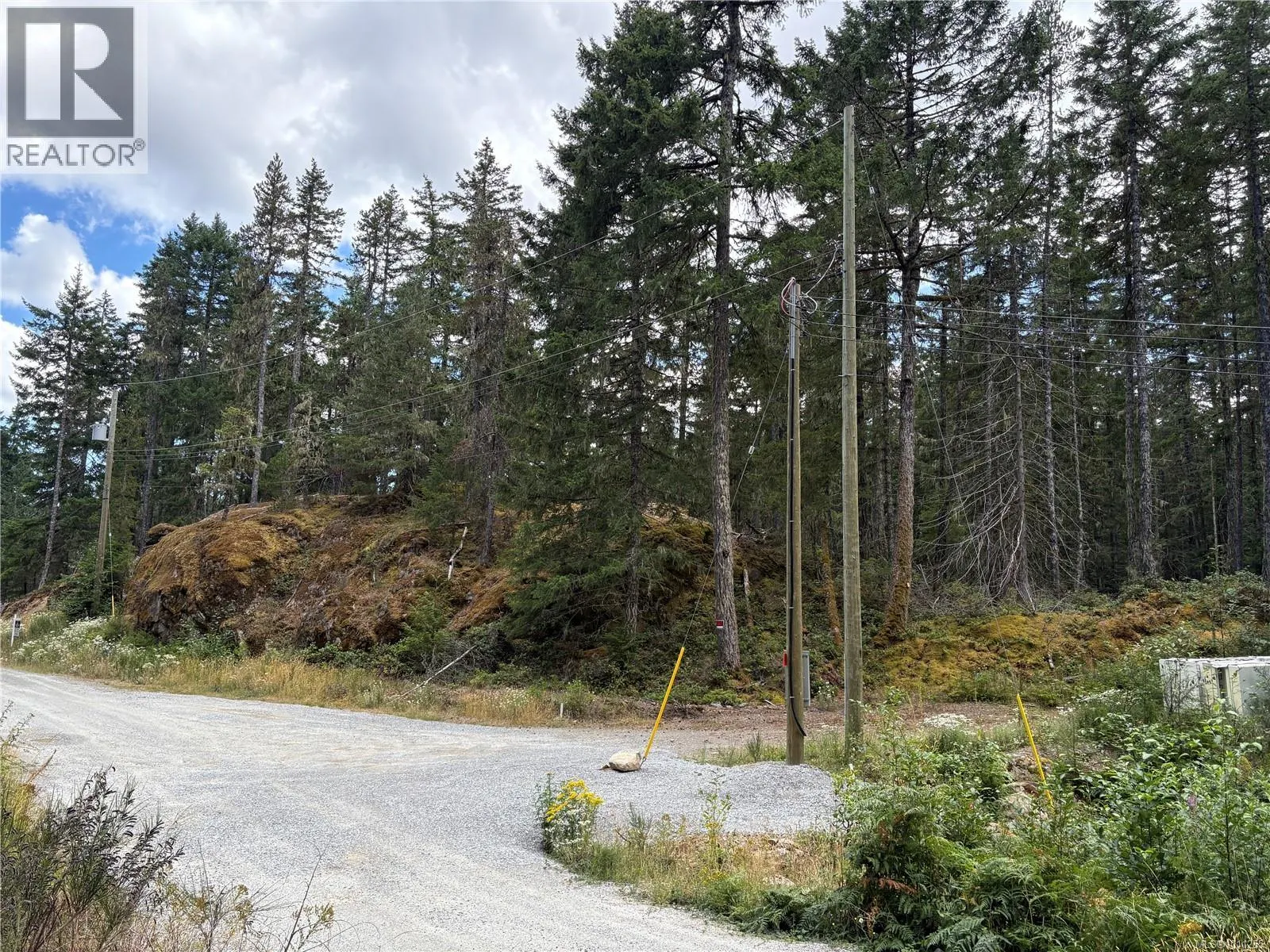 SL9 Trailhead Lane