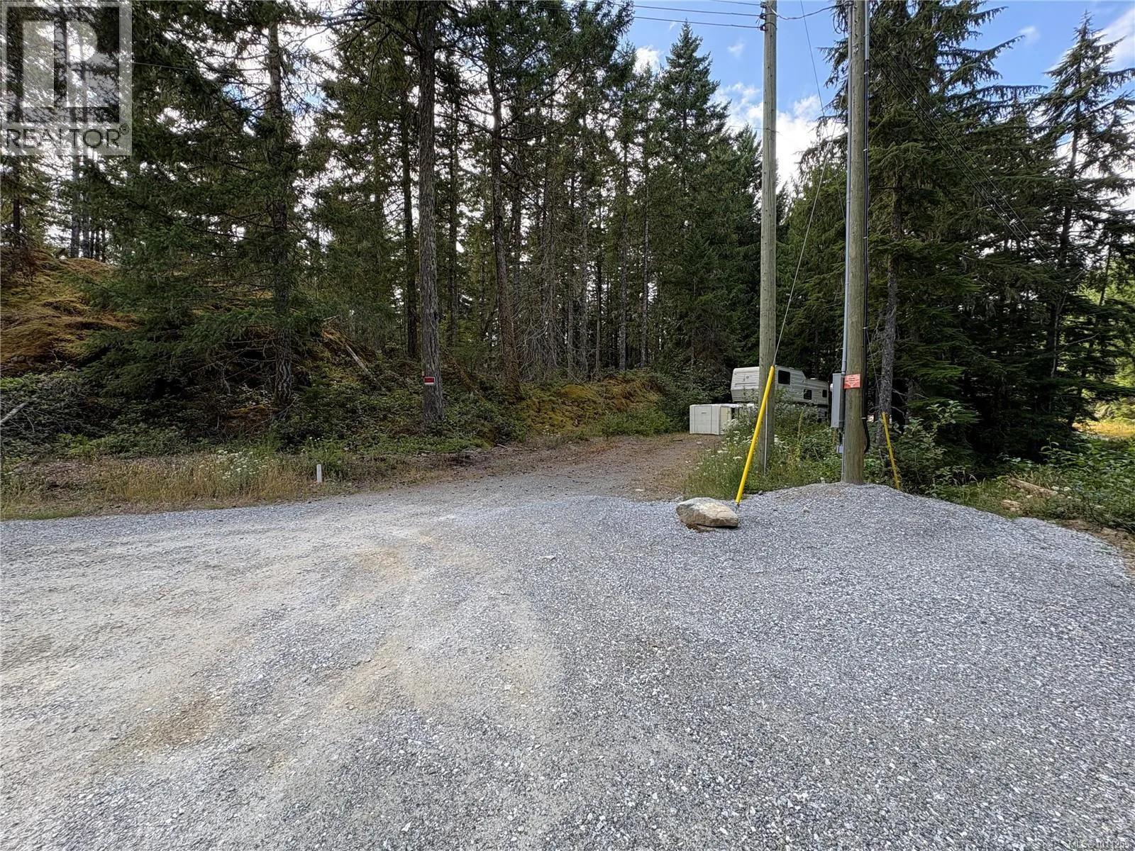 SL9 Trailhead Lane