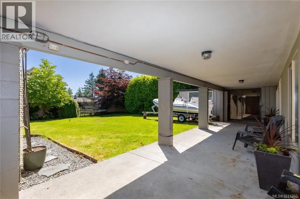 141 Thulin St