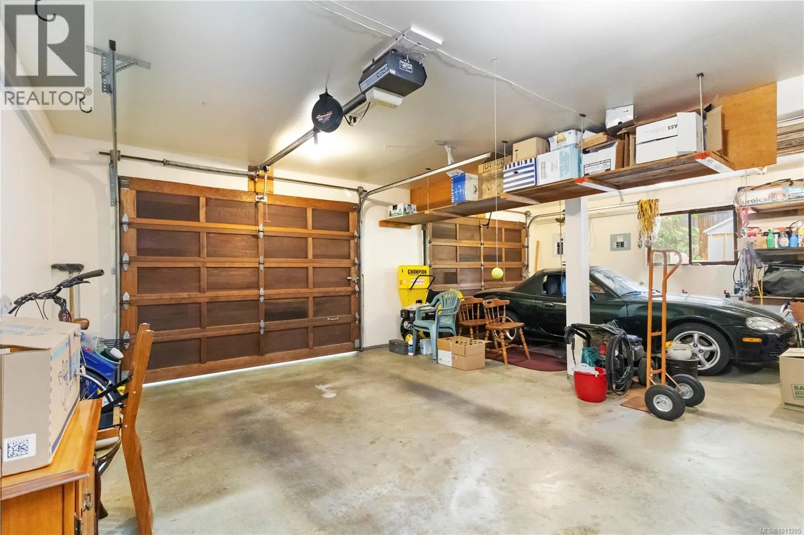 1881 Llewellyn Pl