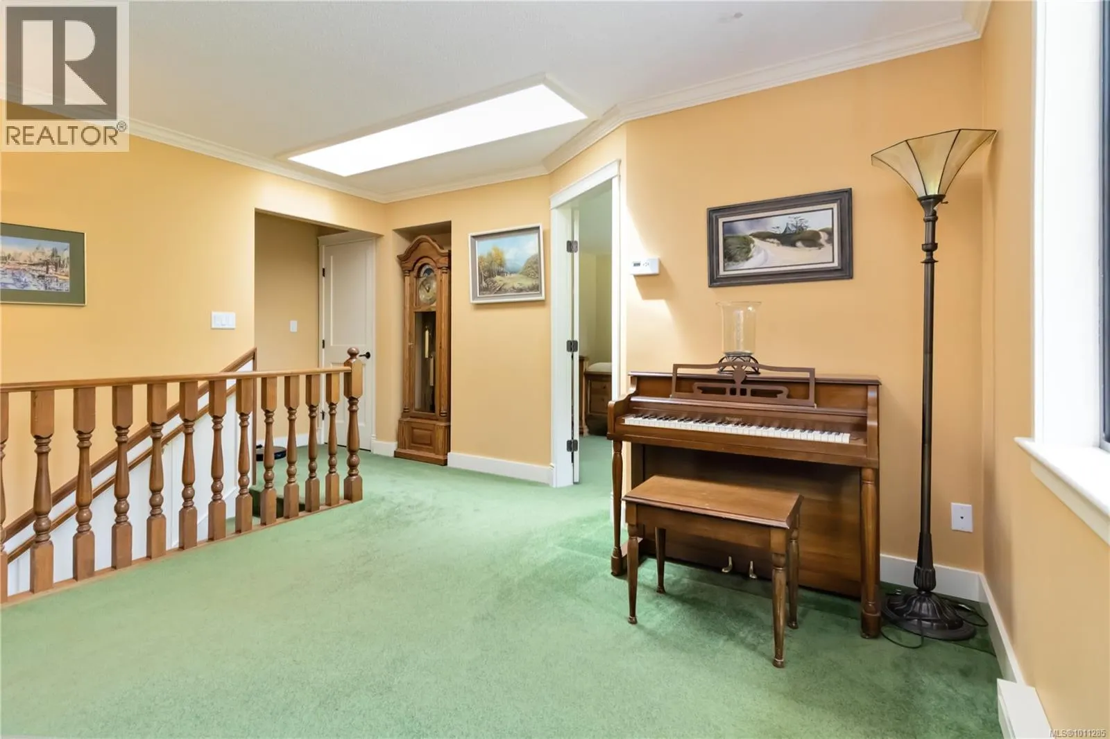 1881 Llewellyn Pl