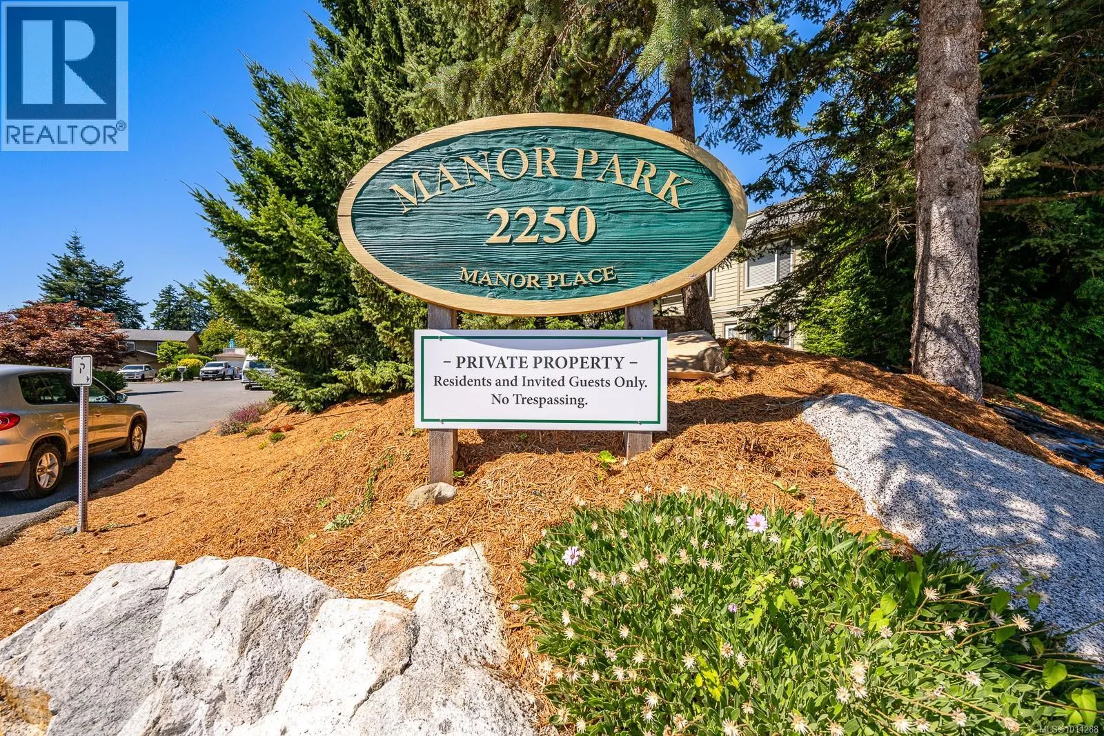 203 2250 Manor Pl