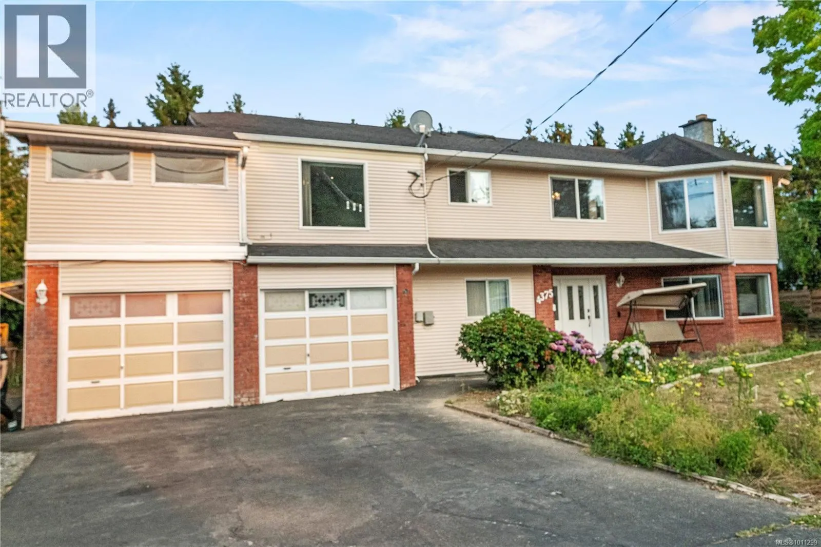4375 Viewmont Ave