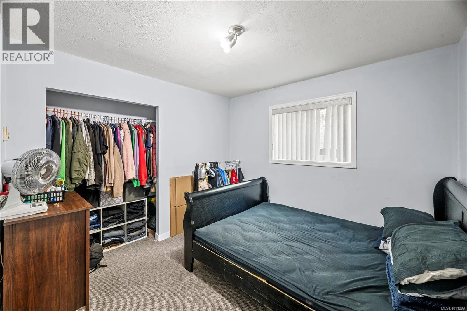 4375 Viewmont Ave