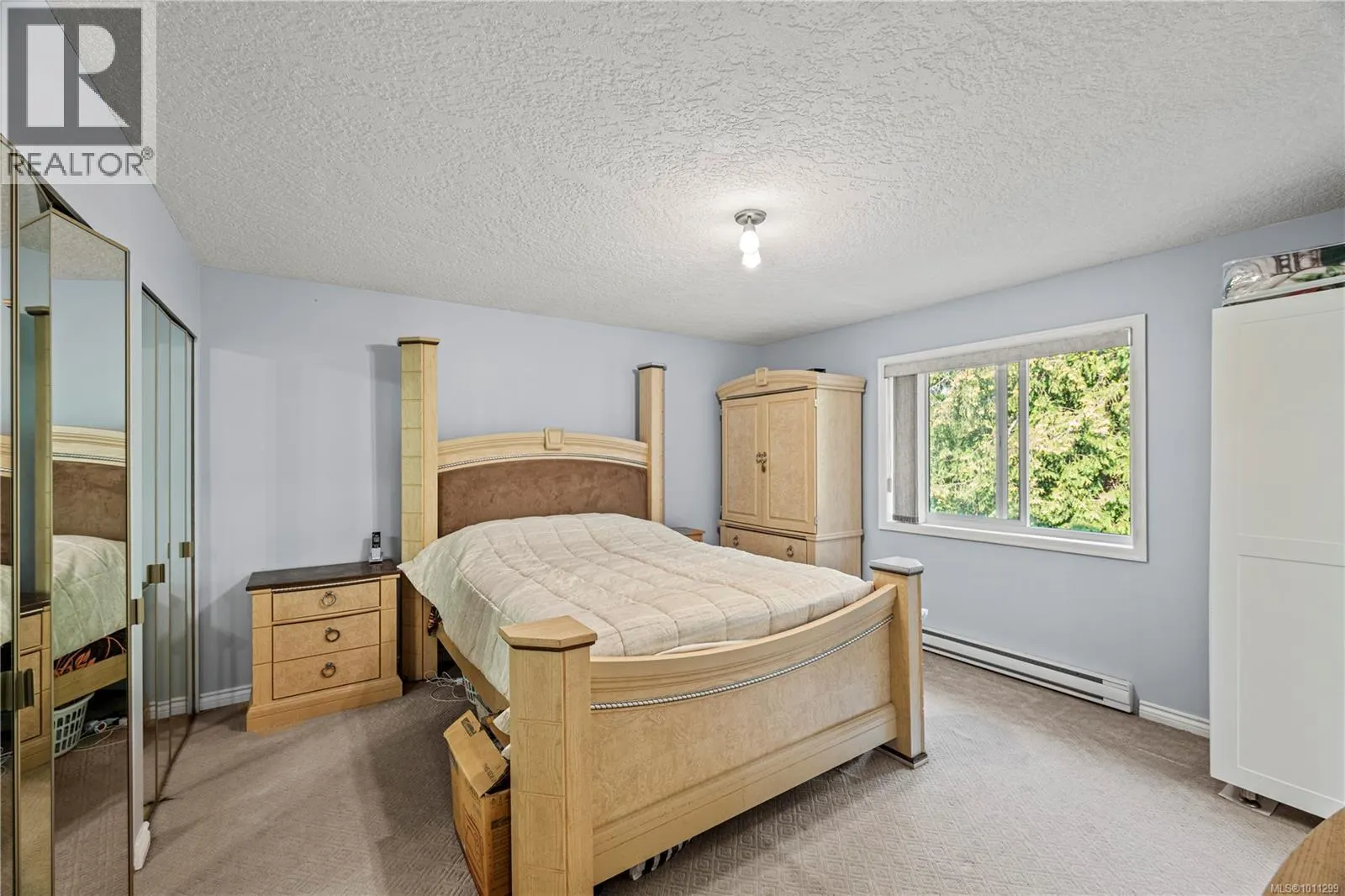 4375 Viewmont Ave