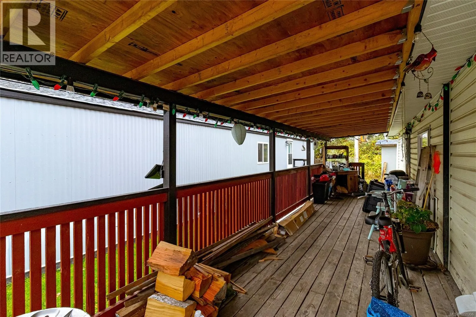132 1753 Cecil St