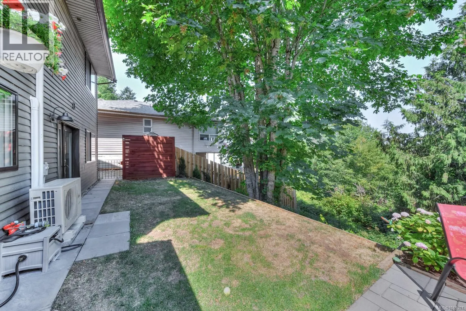 191 Summit Dr