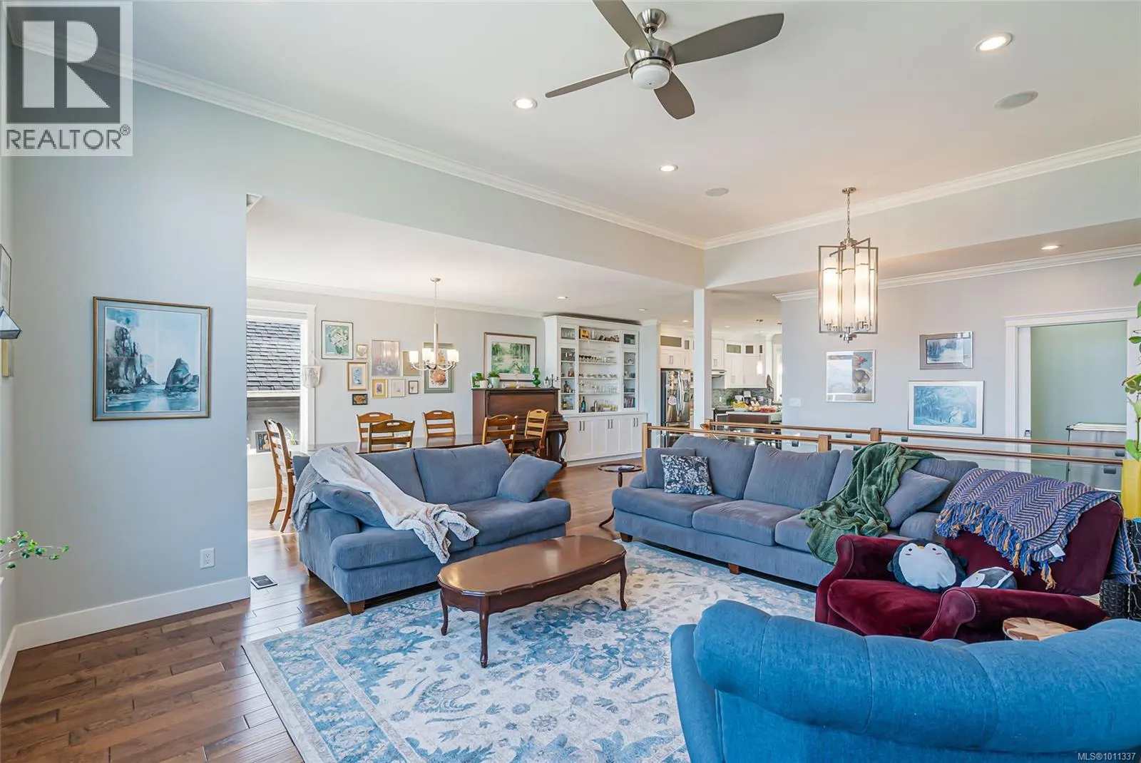 4619 Laguna Way