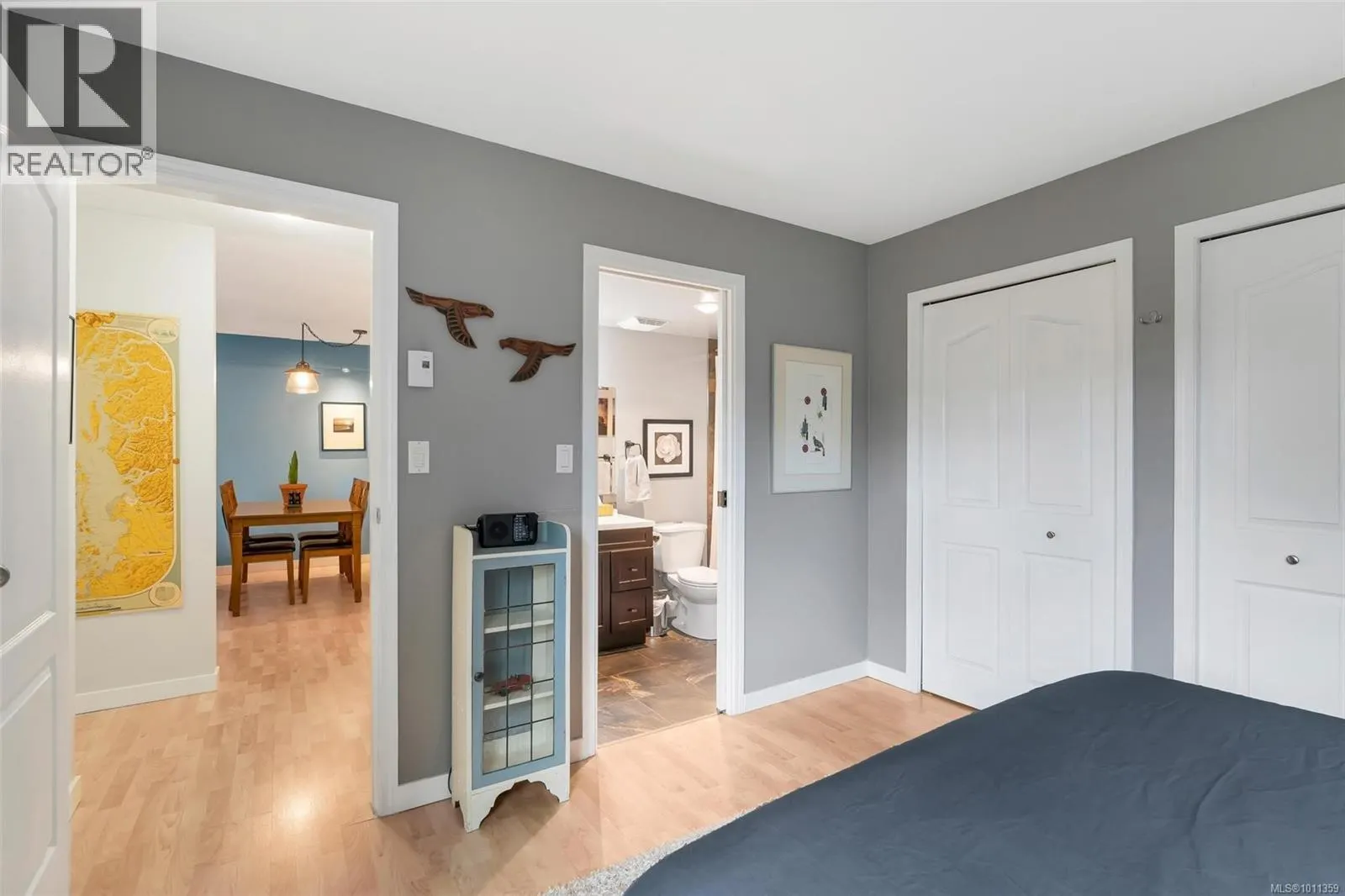 205 7070 West Saanich Rd